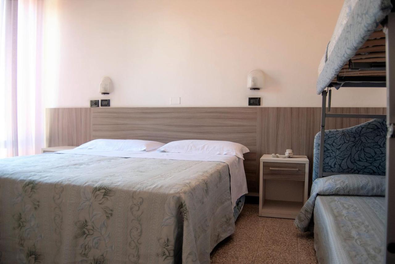 Quadruple Room with Balcony,1405013429:JPEG